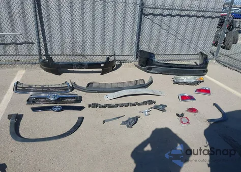 2016 Toyota Highlander Le from USA, damaged, VIN 5TDZARFH0GS021167